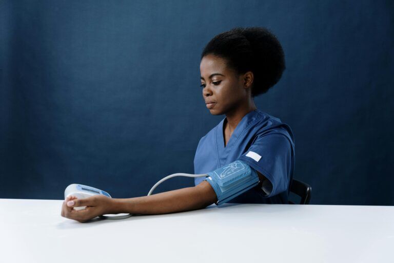 semaglutide cause low blood pressure Is hypotension a side effect of Ozempic (semaglutide)? Low Blood Pressure After Gastric
